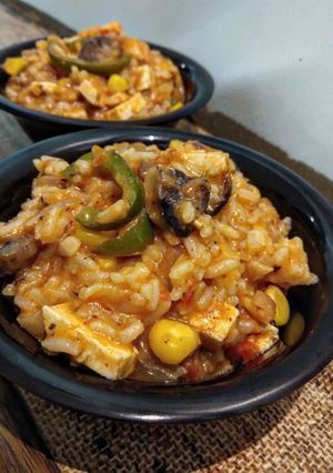 A picture of Mexican Rice.
