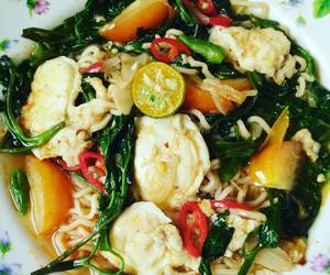 Resep Unik Mie kangkung telur puyuh ceplok Ala Rumahan