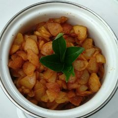 A picture of Spicy Potato fry.