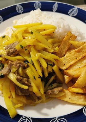 Una foto de Ollucos con carne