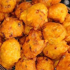 A picture of Spicy moong dal shots.