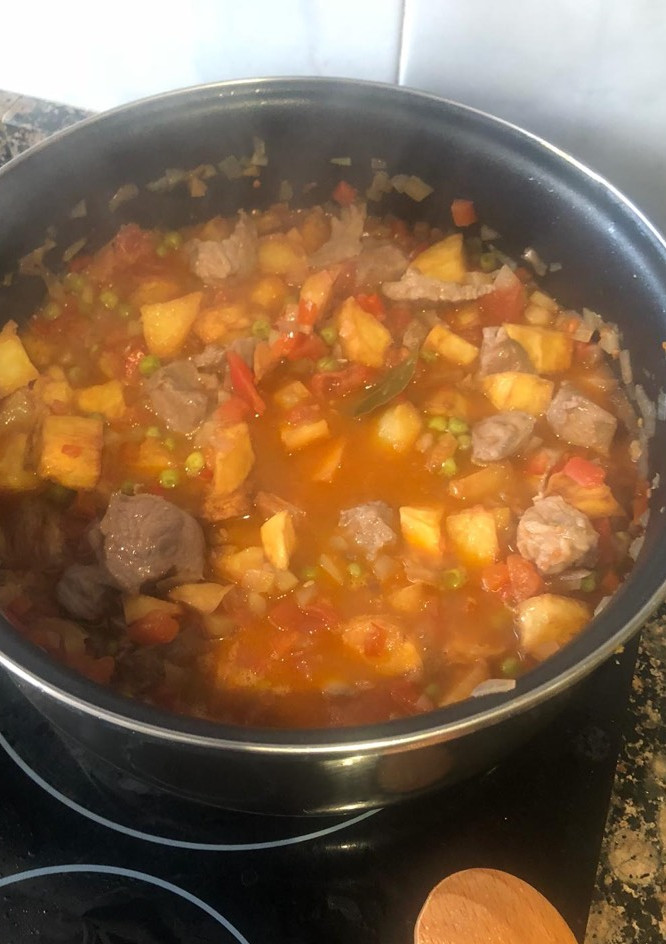 Una foto de Puchero de carrillada