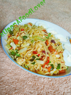 A picture of Egg and Vegetable Stir-fried Noodles.