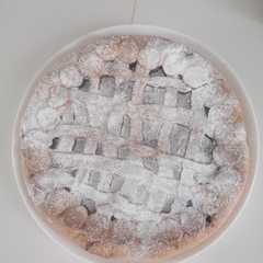 Foto di Crostata con confettura di ciliege e frutti di bosco