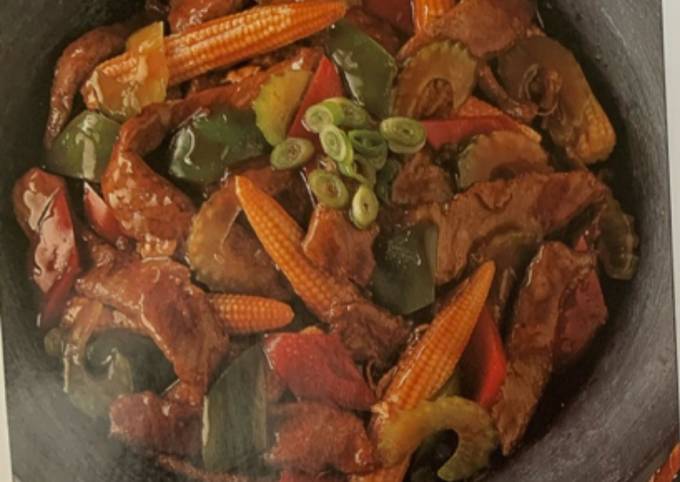 Recipe of Super Quick Homemade Beef with peppers and oyster sauce