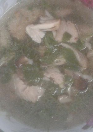 Hình của món Canh chả cá nấm rơm.