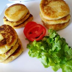 A picture of Mashed leftover potatoes pancakes.