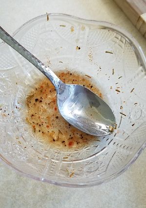 A picture of Rosemary Garlic Vingerette.