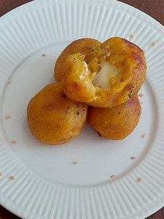 Una foto de Buñuelos de plátano maduro (plátano macho)