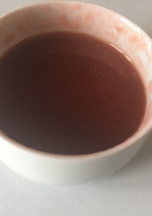 A picture of Strawberry sauce.