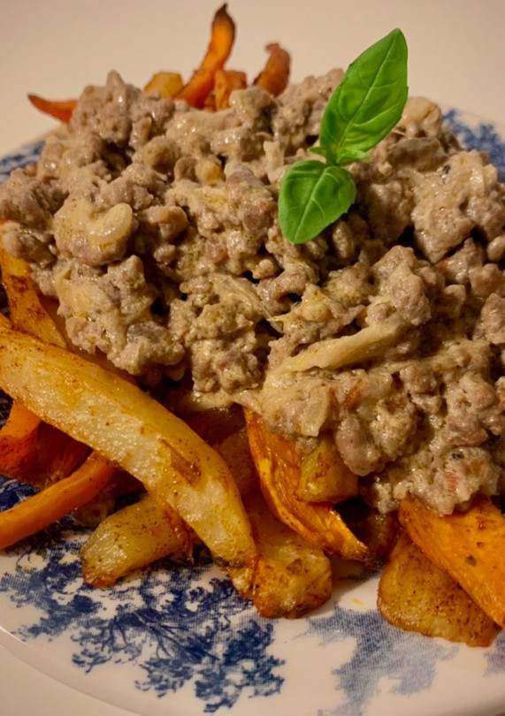 Una foto de Strogonoff de carne