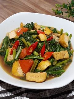 Foto resep TUMIS TAHU CAISIM / SAWI HIJAU