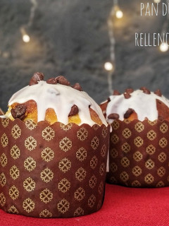 Una foto de Pan dulce con chispas de chocolate, relleno de dulce de leche