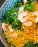 Mì Gói Nấu Tôm Nõn & Cải Xoăn Kale