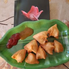 A picture of Soybean Masala Stuffed Mini Samosa.