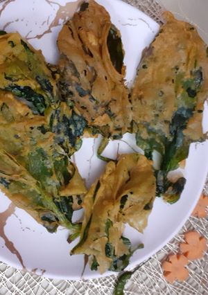 A picture of Palak pakora.