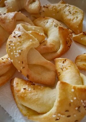 Egyszerű sörkifli recept fotója