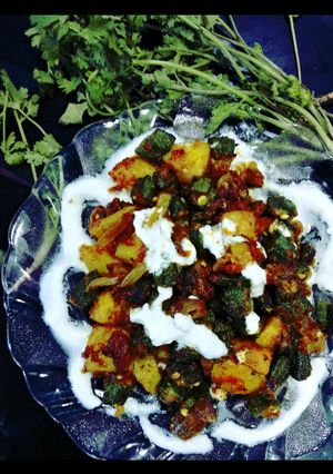 A picture of Curd dip bhindi aloo.