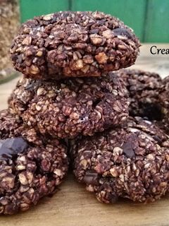 Una foto de Galletas de avena, coco y chocolate