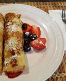 Crepas con fresas y moras