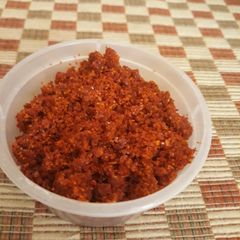 A picture of Lasun chutney.