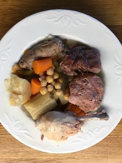 Una foto de Cocido madrileño