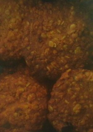 A picture of Oats /muesli biscuit.