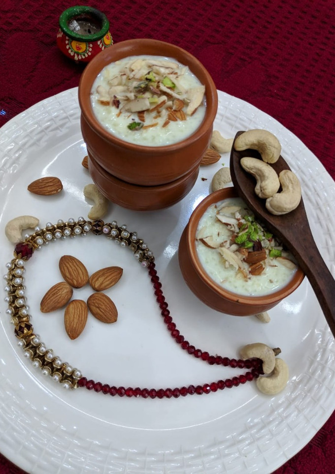 पंजाबी  फिरनी (Punjabi phirni recipe in Hindi) रेसिपी मुख्य फोटो