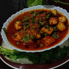 A picture of Paneer Curry.