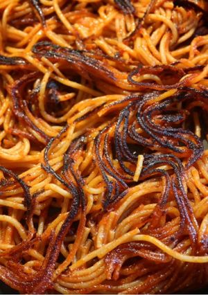 Φωτογραφία της συνταγής Spaghetti all' asassina (τα σπαγγέτι του δολοφόνου)