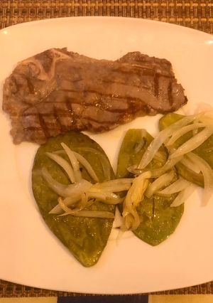 Una foto de Nopales fritos