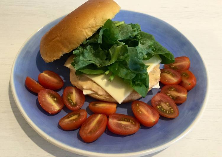 Langkah Mudah untuk Menyiapkan Tuna Mayo Sandwich yang Enak Banget