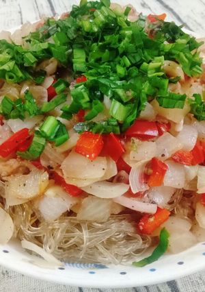 Hình của món Miến hấp hải sản.