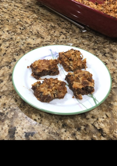 A picture of 7 layer bar.