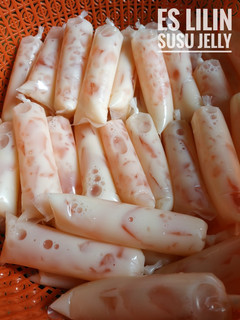 Foto resep Es Lilin Susu Jelly #5resepterbaruku