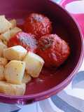 Albóndigas con Tomate y Patatas