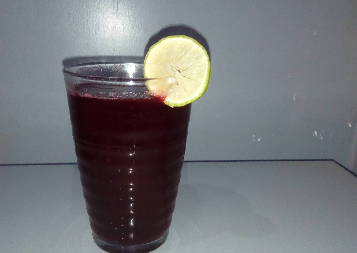 Simple Beetroot, Ginger and lemon Juice