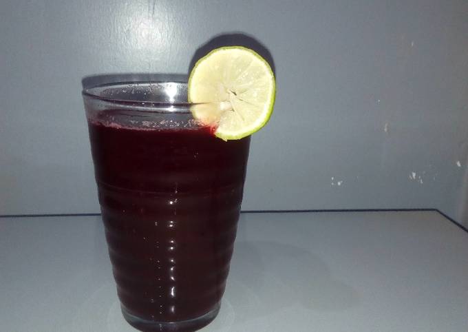 Step-by-Step Guide to Prepare Iconic Simple Beetroot, Ginger and lemon Juice for Dinner Food
