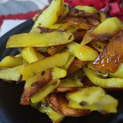 Falahari Aloo Fry A picture of Falahari Aloo Fry.
