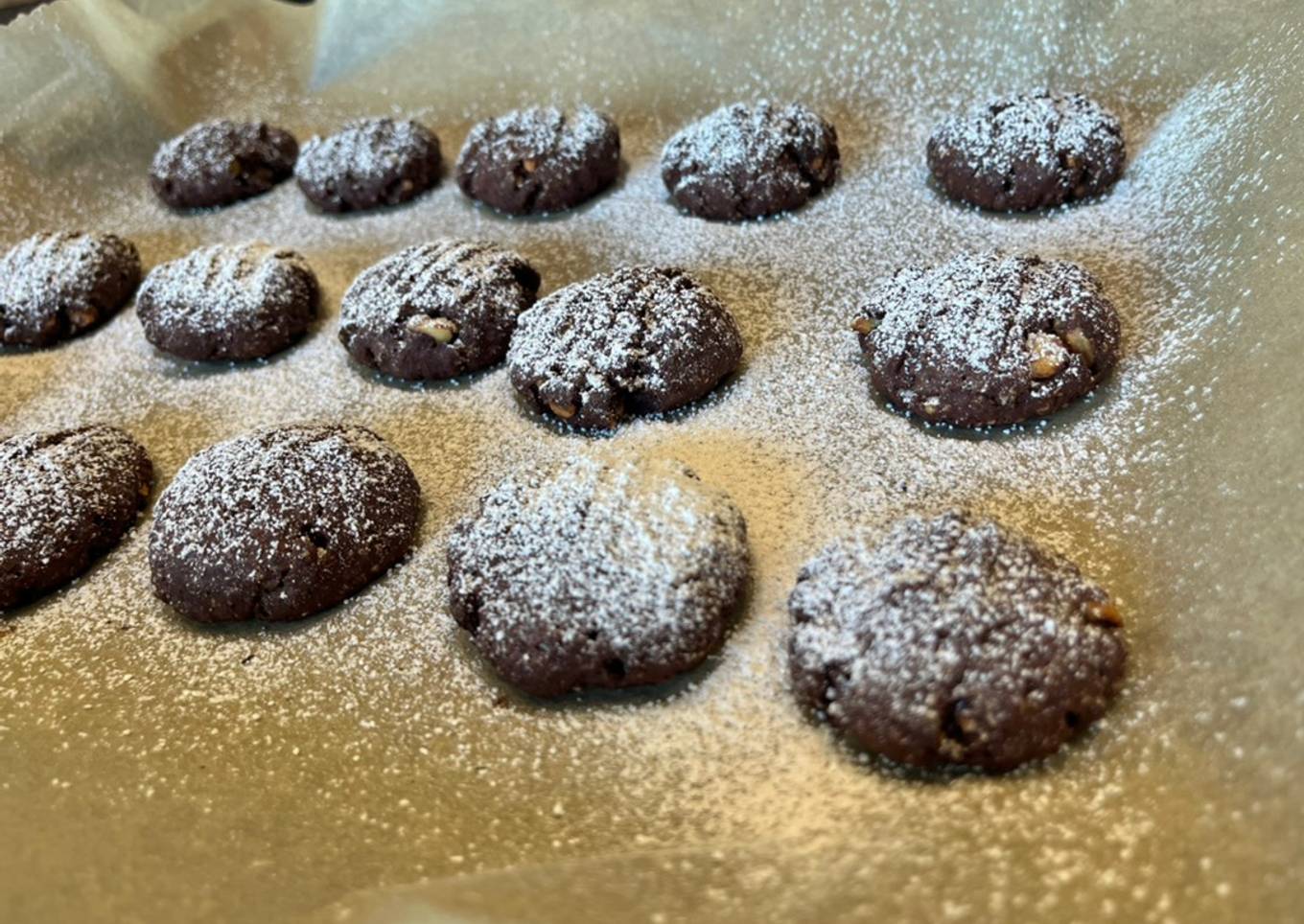 Healthy oat chocolate and banana cookies