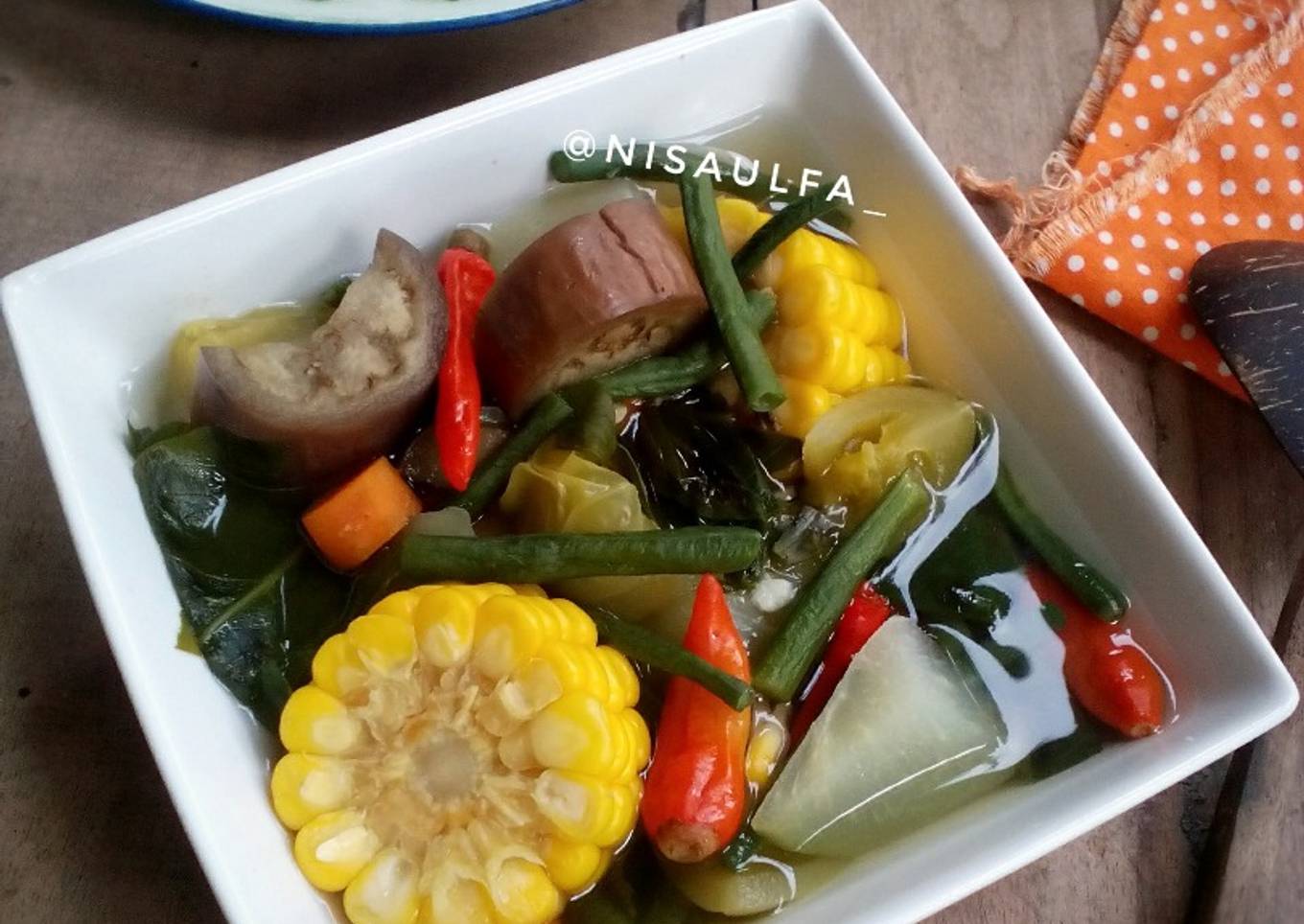 Vegetable soup with tamarind