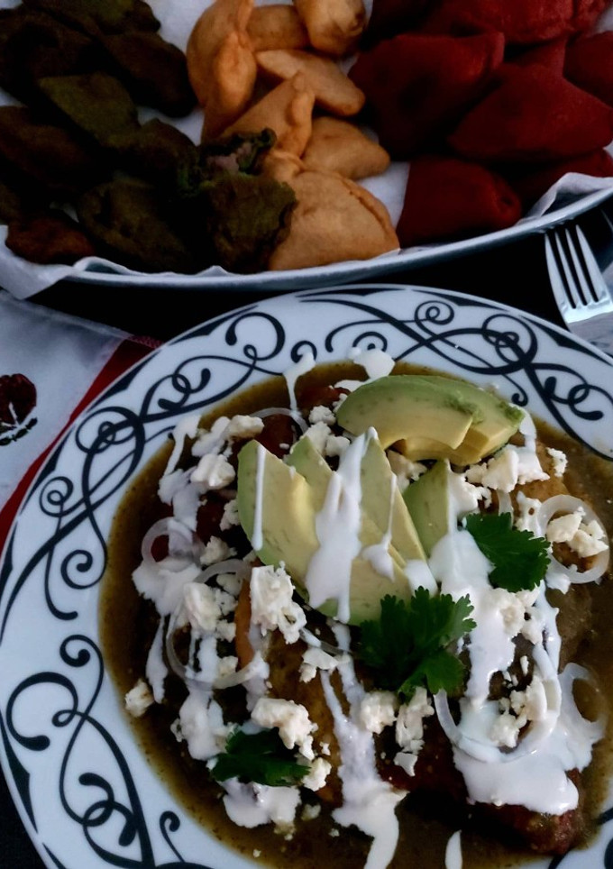 Una foto de Chilaquiles rellenos