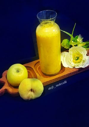 عکسی از دستور اسموتی سیب هلو زعفرانی