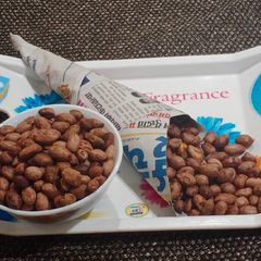 A picture of Salty peanuts.
