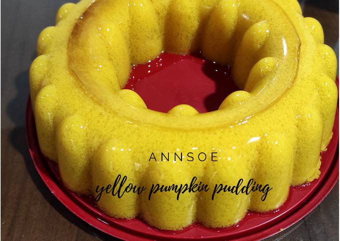 Yellow pumpkin pudding