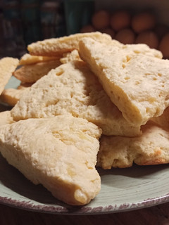 Una foto de Scones de queso deliciosos