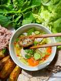 Eat Clean Chicken Spring Rolls