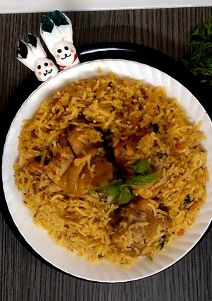 ওয়ন পট চিকেন বিরিয়ানি (one pot chicken biryani recipe in Bengali) রেসিপির প্রধান ছবি