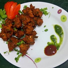 A picture of Moong dal pakode.