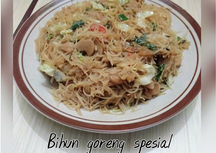 Cara mudah mengolah 33.Bihun Goreng Spesial, Menggugah Selera